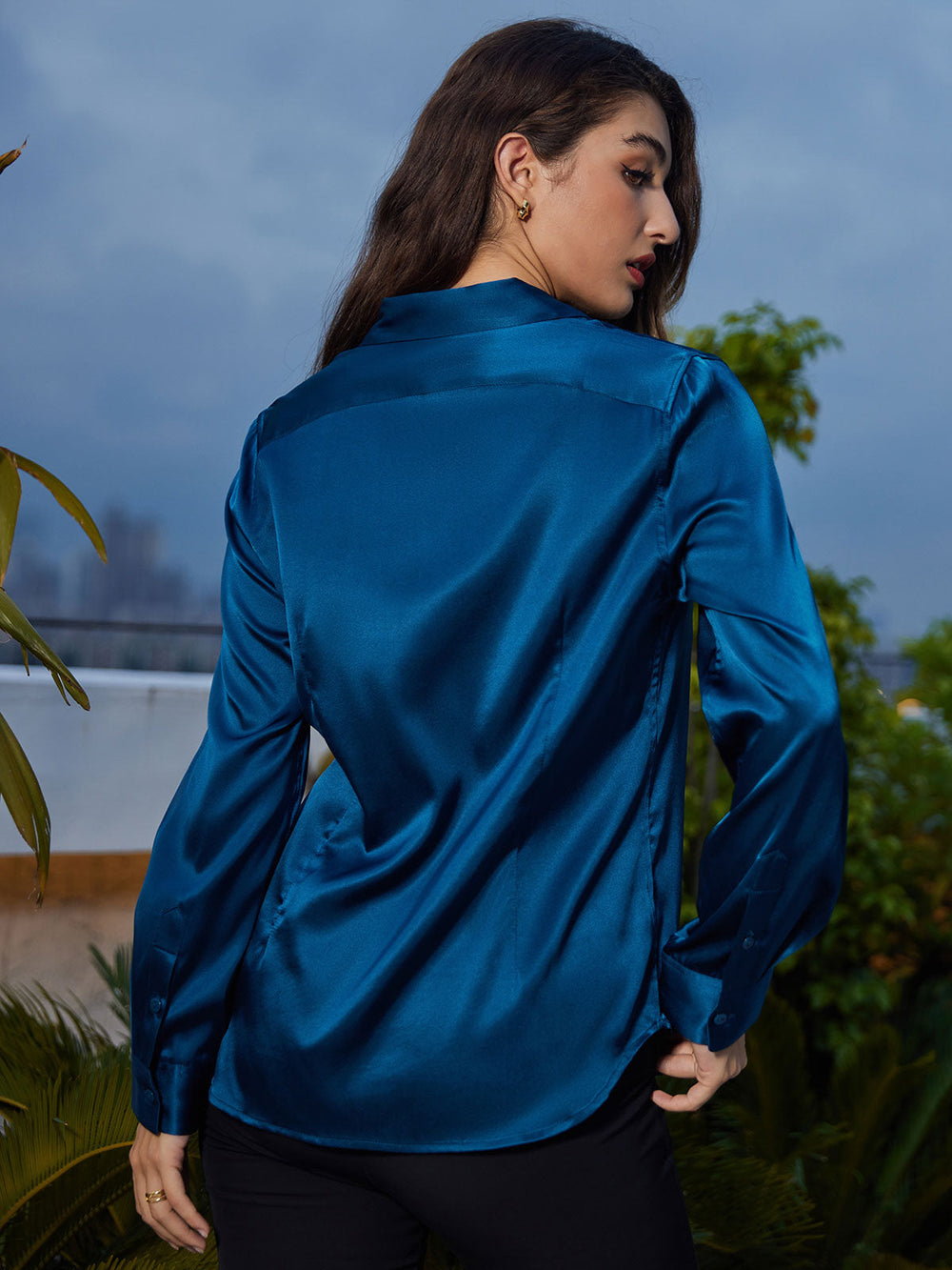 Clemence - Nowoczesna Militarny Chic Koszula Damska z Kołnierzykiem