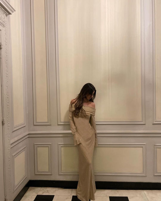 Luna - Lśniąca Sukienka Maxi Off-Shoulder