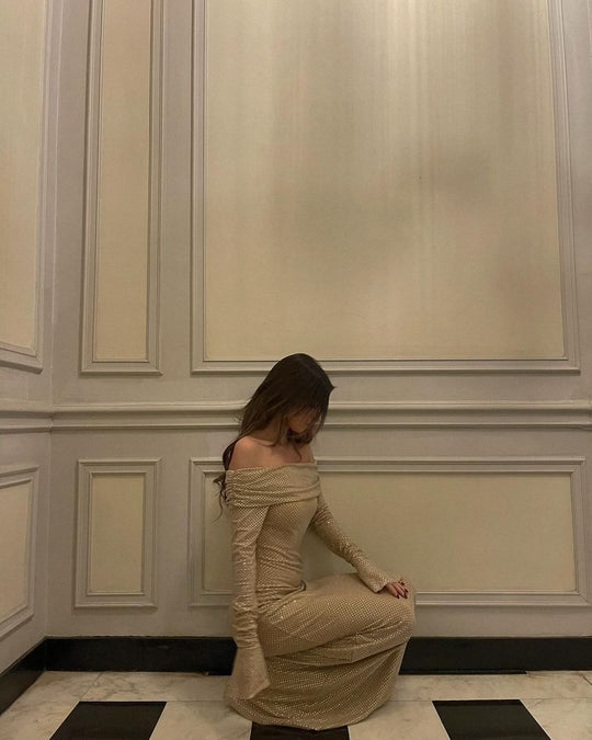 Luna - Lśniąca Sukienka Maxi Off-Shoulder