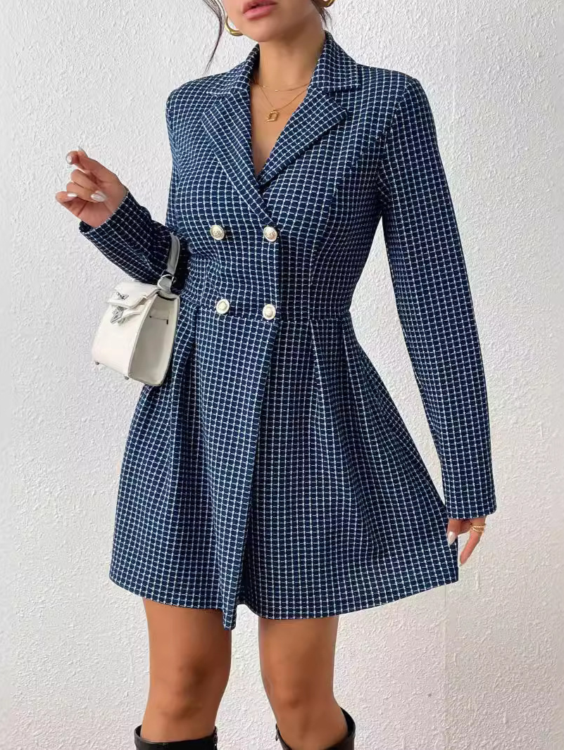 Romi - Modna kurtka z dekoltem w serek i długim rękawem