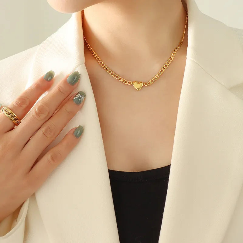 Amora | Naszyjnik w kształcie serca