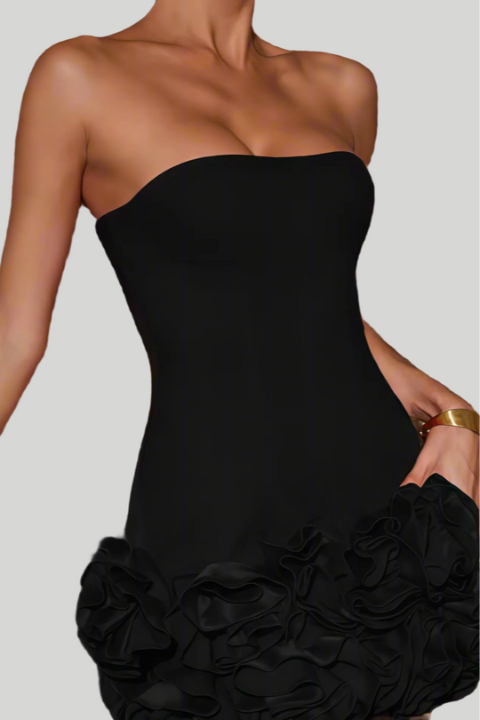 Isa - Sukienka Mini Bez Ramiączek z Kwiatowym Dołem