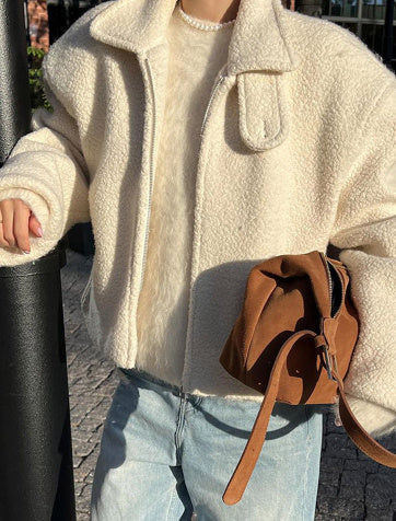 Minimalistyczna kurtka polarowa