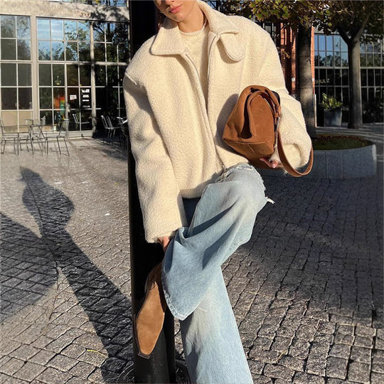 Minimalistyczna kurtka polarowa