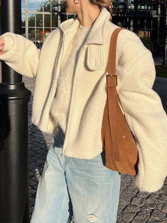 Minimalistyczna kurtka polarowa