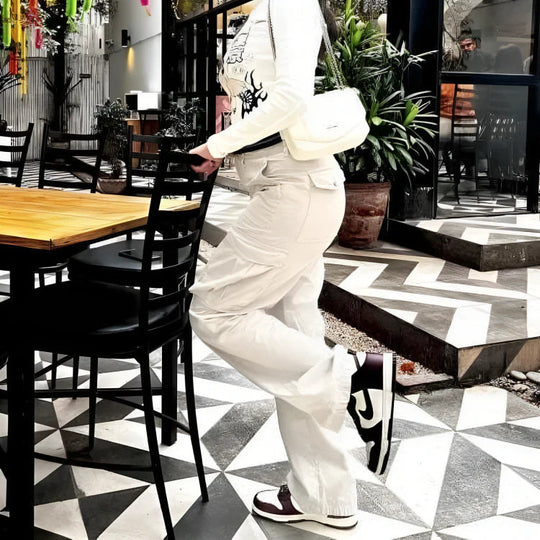 Lara | Modne Regulowane Spodnie Cargo